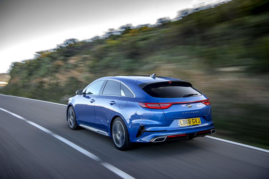  Kia ProCeed GT Line S 2019 года  (UK) (фото 41 из 41)